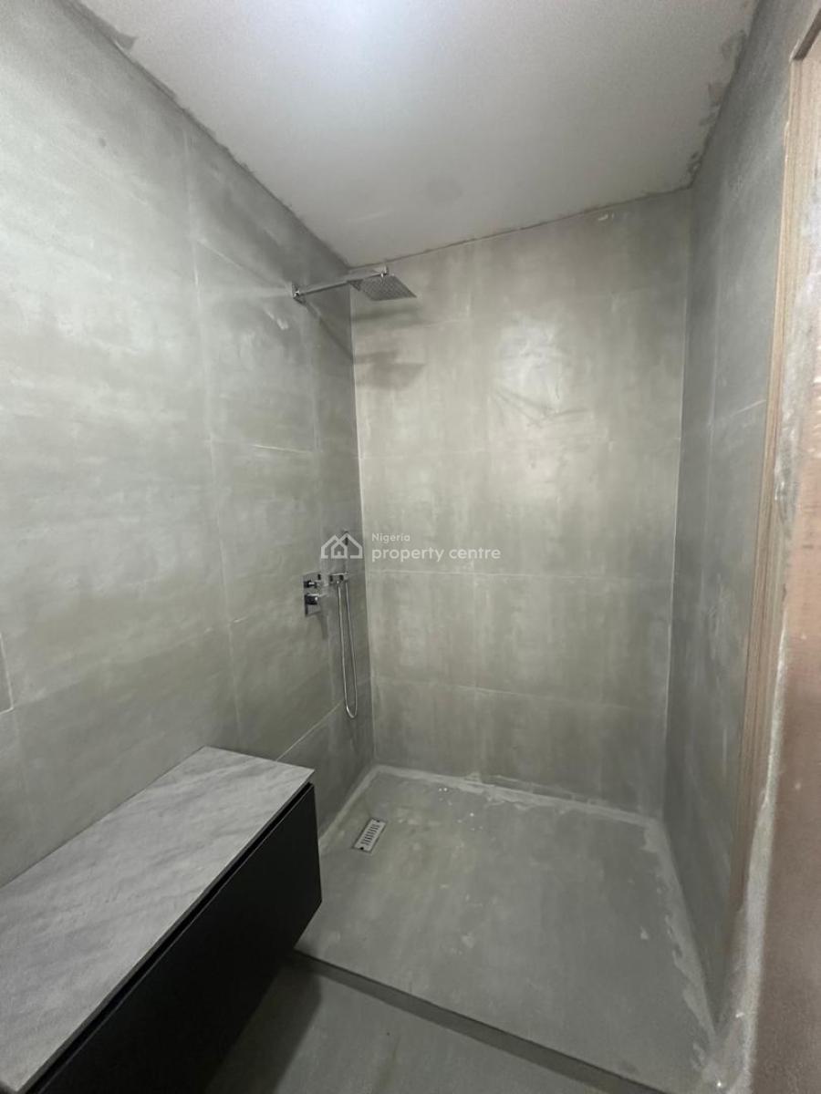 Spacious Massive Luxry 3bedroom Flat Apartment, Lekki Phase 1, Lekki, Lagos, Flat / Apartment for Rent