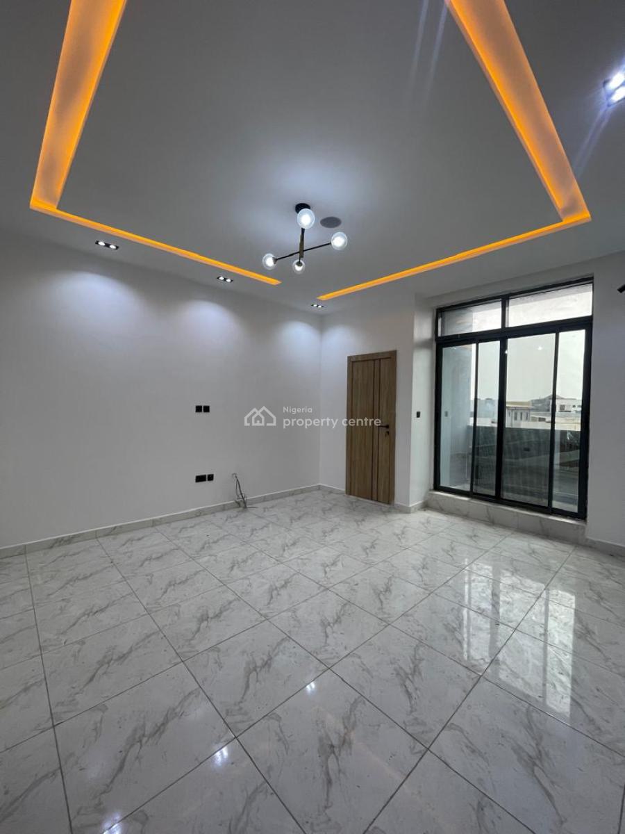 Beautifully Built 2 Bedroom Apartment, Ologolo, Lekki, Lagos, Flat / Apartment for Sale