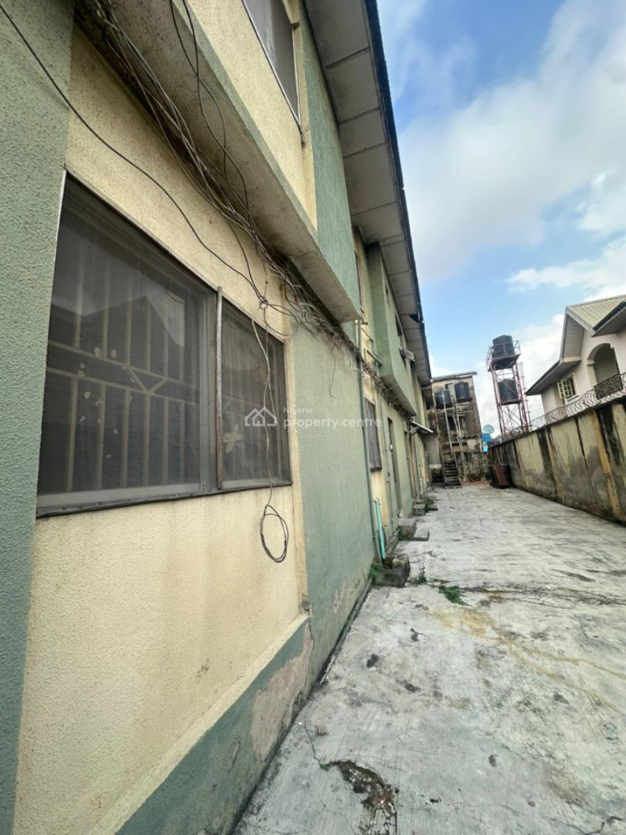 Contemporary 2-bedroom Apartment in a Comfy Location, Ori-oke, Ogudu, Lagos, Flat / Apartment for Rent