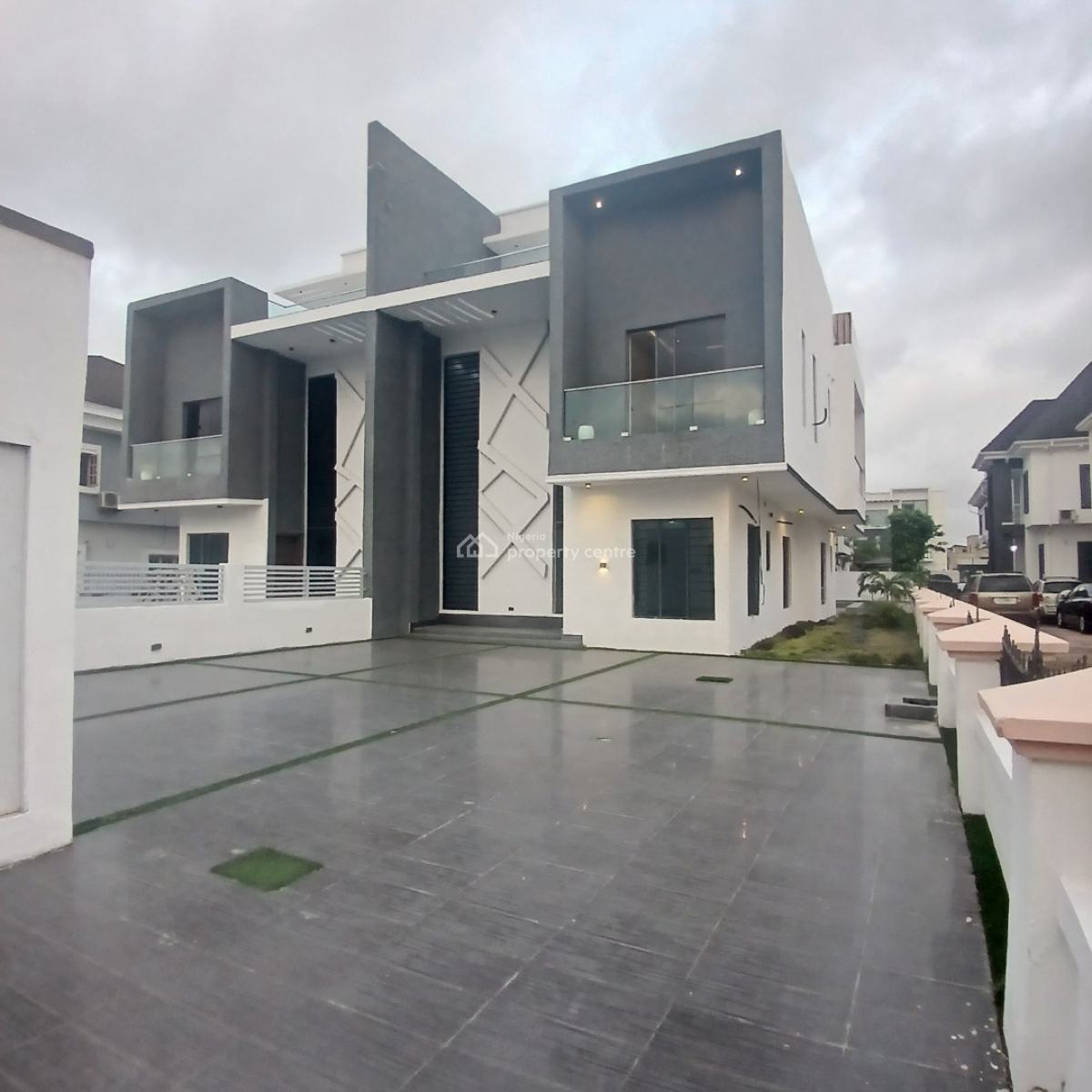 Distress 5 Bedroom Semi-detached Duplex with Swimming Pool on 400sqm, Osapa, Lekki, Lagos, Semi-detached Duplex for Sale
