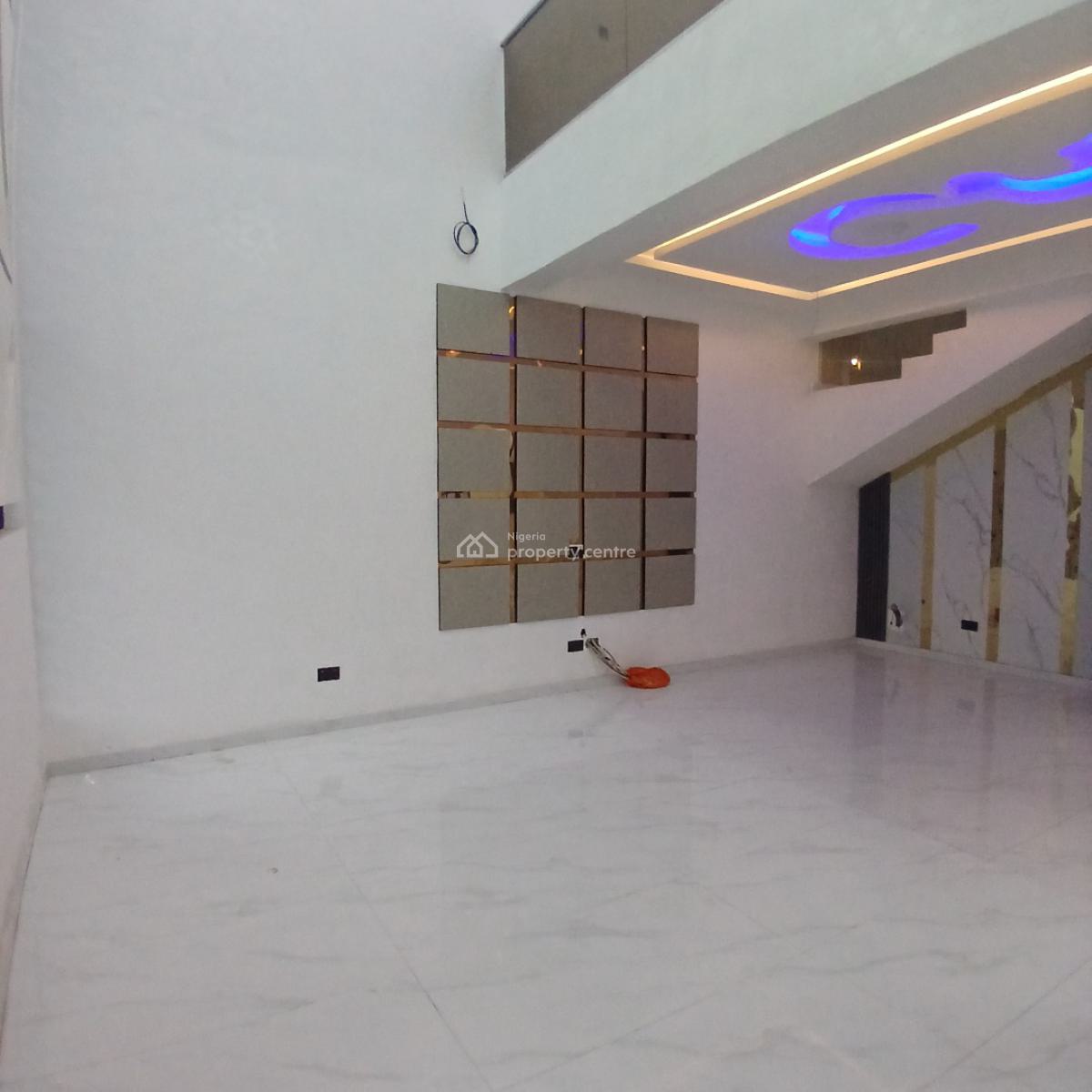 Distress 5 Bedroom Semi-detached Duplex with Swimming Pool on 400sqm, Osapa, Lekki, Lagos, Semi-detached Duplex for Sale