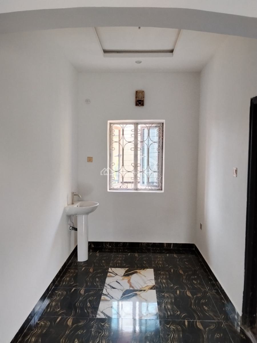 2 Bedroom Flat, Amechi School Road Estate, Port Harcourt, Rivers, Flat / Apartment for Rent