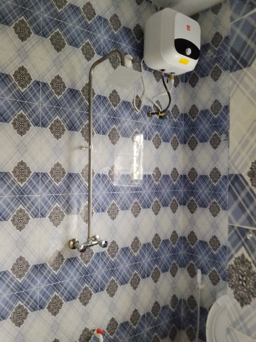 2 Bedroom Flat, Amechi School Road Estate, Port Harcourt, Rivers, Flat / Apartment for Rent