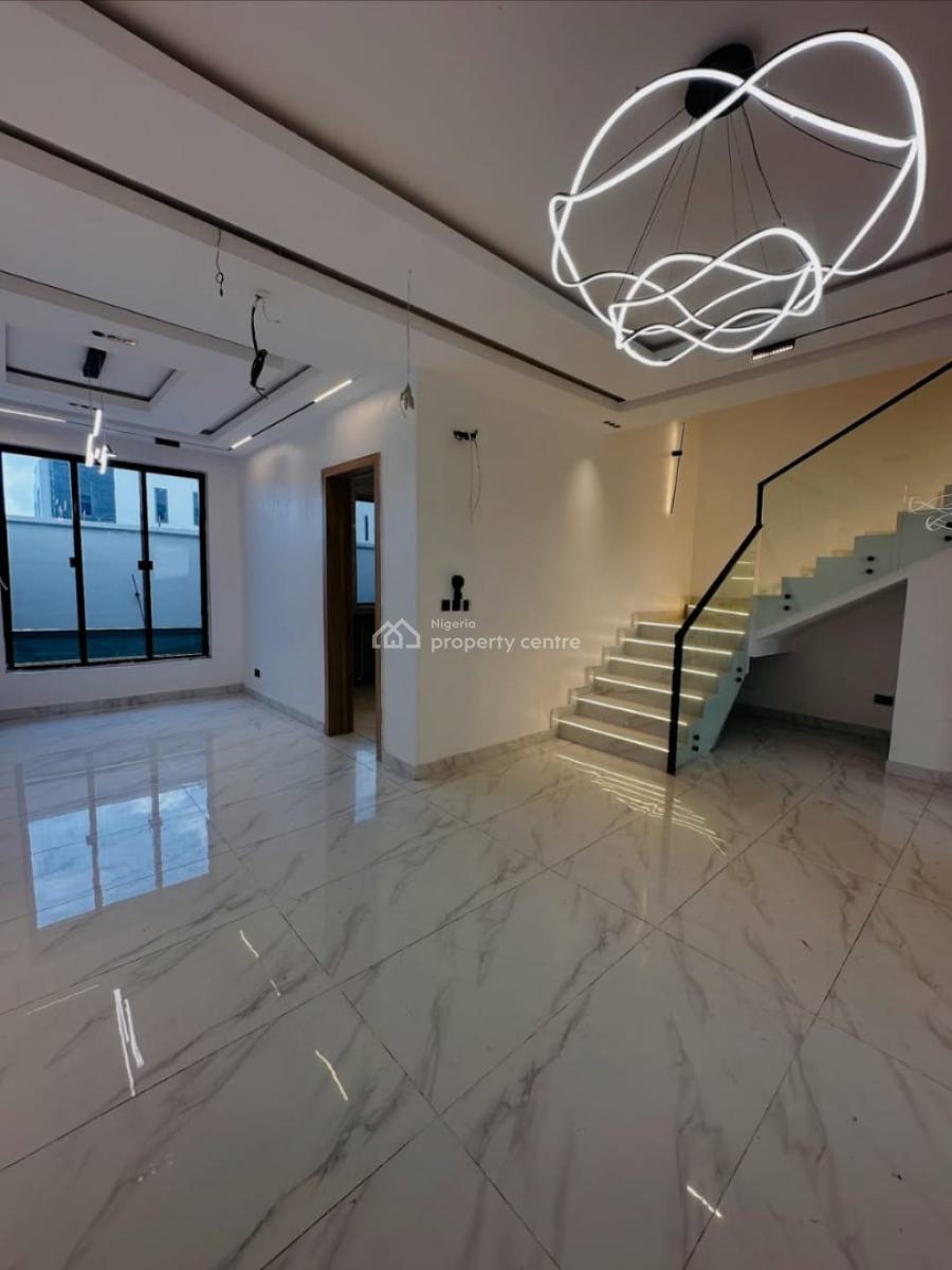 Spacious Massive Luxry 4 Bedroom Terrace Dupelx, Off Admiraty Way, Lekki Phase 1, Lekki, Lagos, Flat / Apartment for Rent