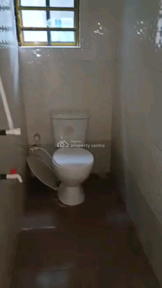 a Relatively New and Spacious Miniflat, Groundfloor with 1toilet, Off Market Street, Shomolu, Lagos, Mini Flat (room and Parlour) for Rent