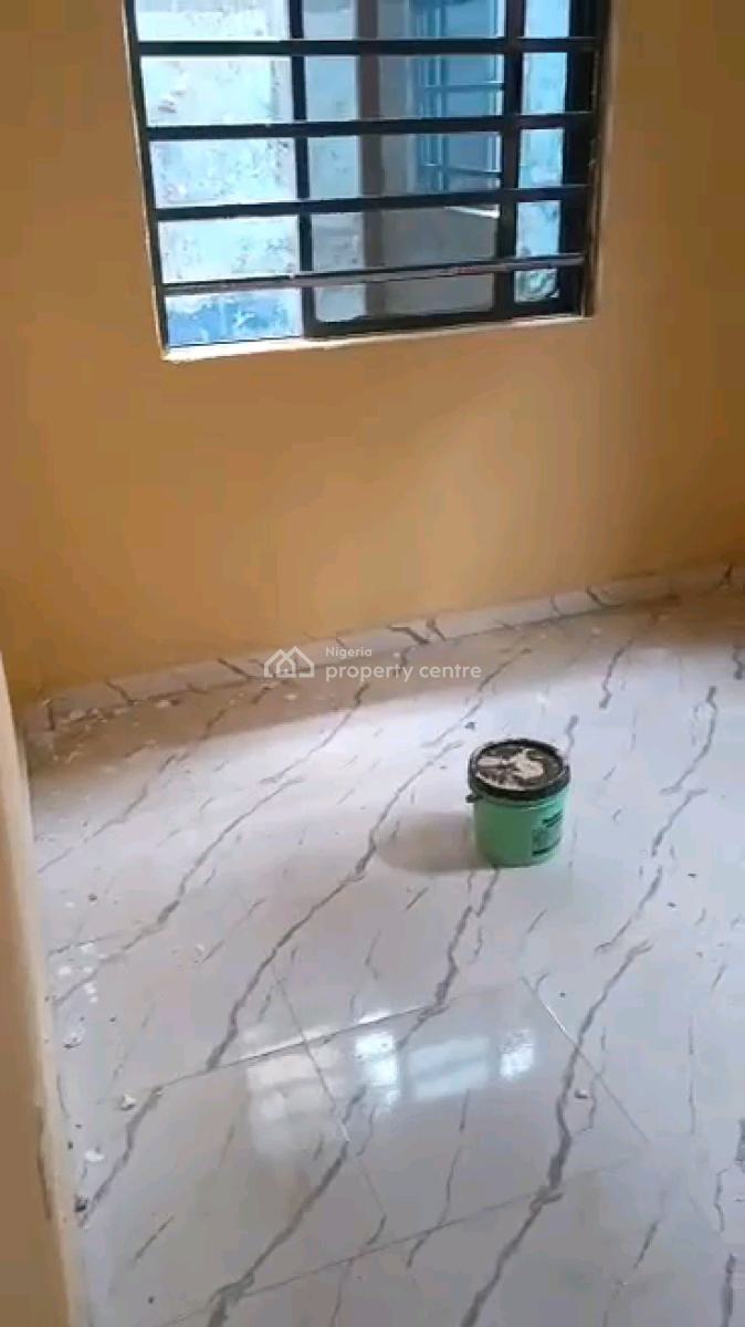 a Relatively New and Spacious Miniflat, Groundfloor with 1toilet, Off Market Street, Shomolu, Lagos, Mini Flat (room and Parlour) for Rent