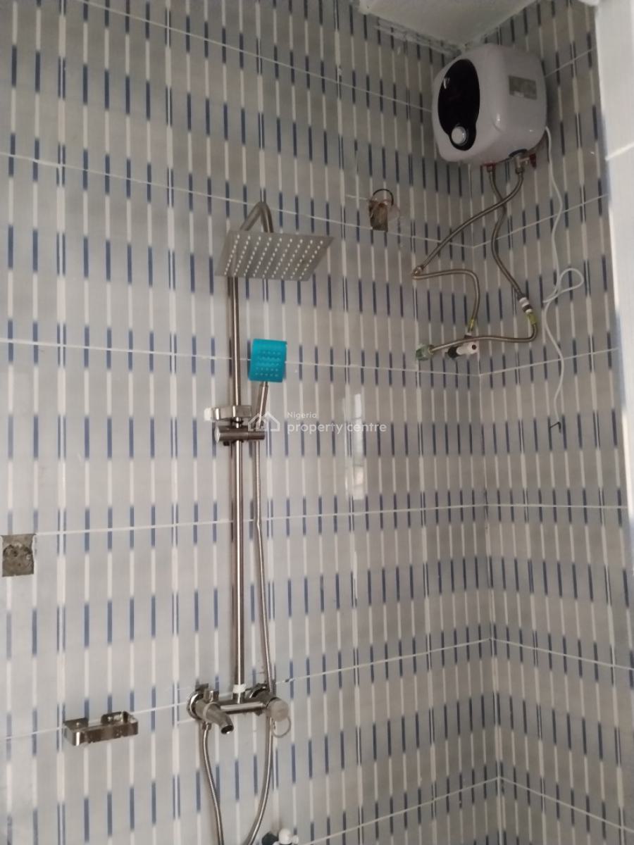 2 Bedroom Flat, Rukpokwu Eneka Road, Rukpokwu, Port Harcourt, Rivers, Flat / Apartment for Rent