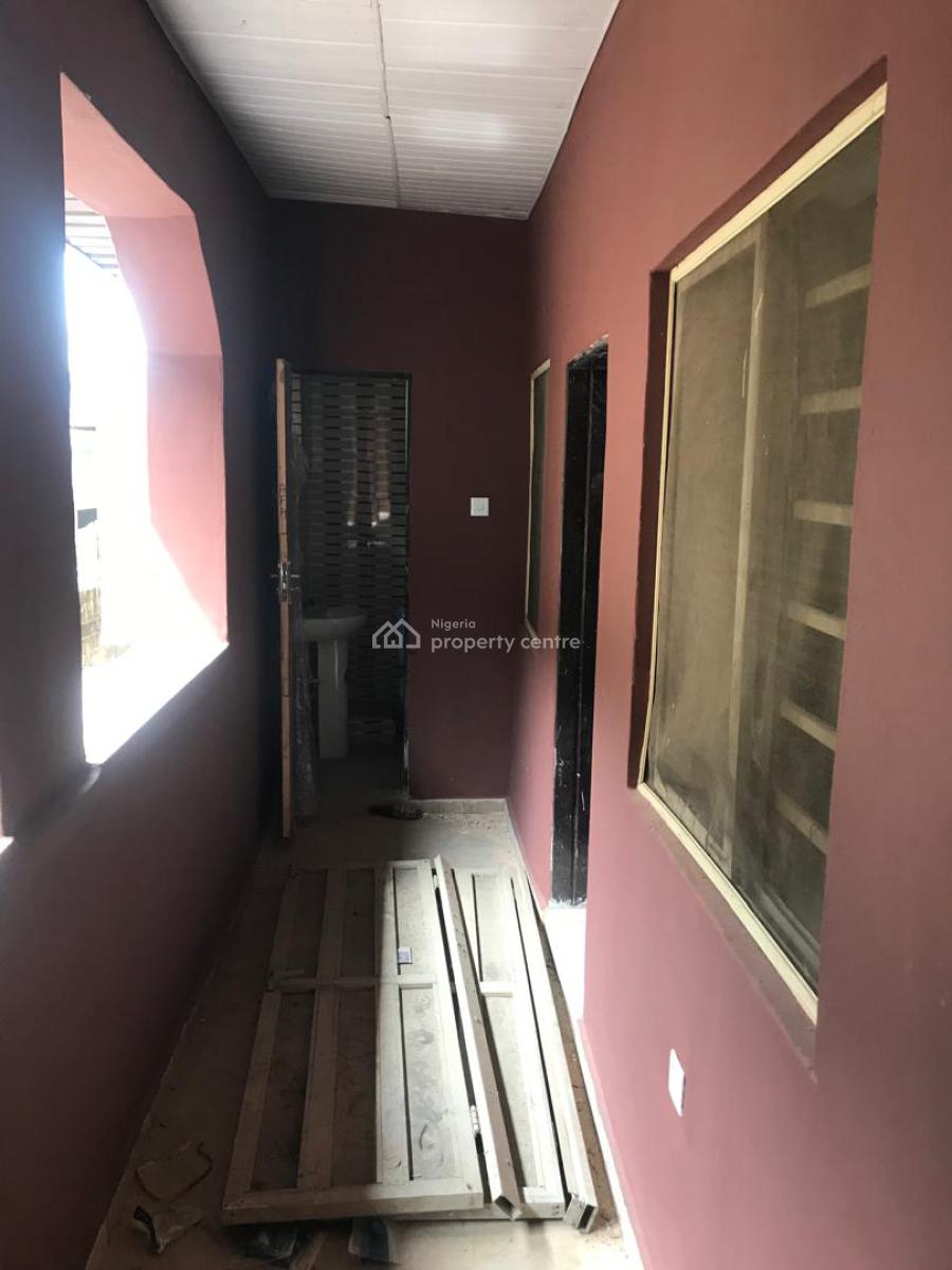 Newly Refurbished 4 Bedroom Flat, Ojodu, Lagos, Flat / Apartment for Rent