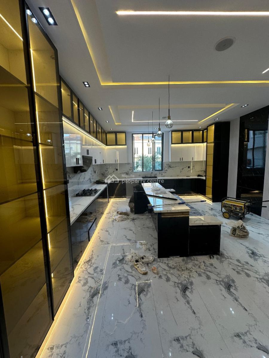 Luxury 5 Bedroom with Pool on 600 Sqms, Lekki, Lagos, Detached Duplex for Sale