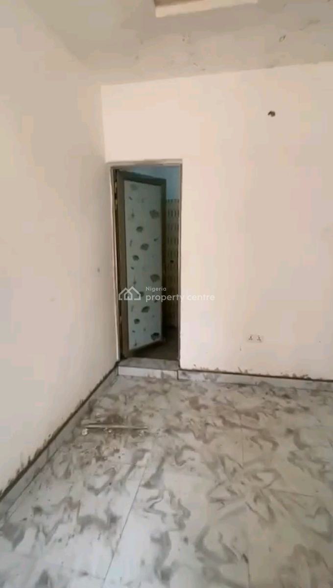 a Newly Built and Standard Self Contain, Upstairs, Off Odunsi Road, Bariga, Shomolu, Lagos, Self Contain (single Rooms) for Rent