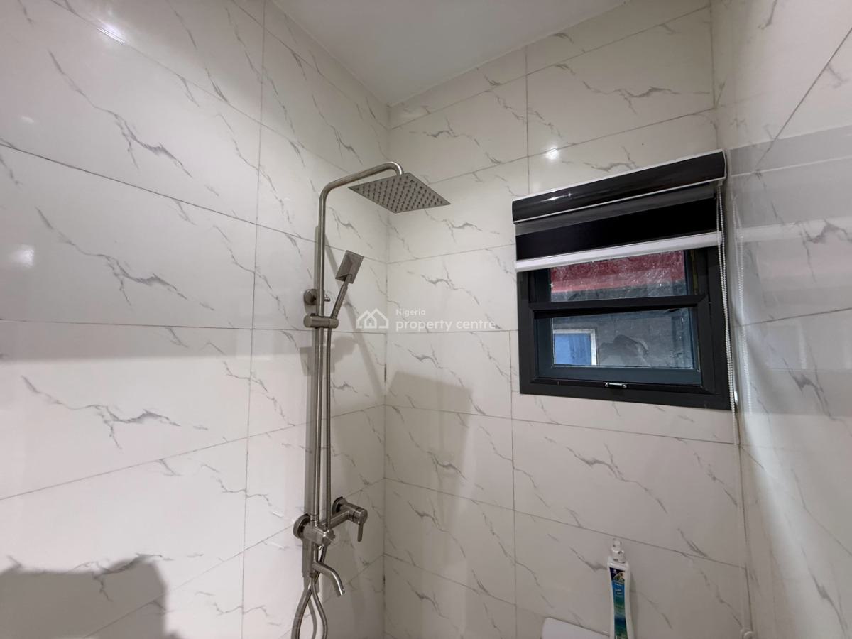 Lovely Maple Studio Apartment, Aderigbigbe Street, Onike, Yaba, Lagos, Flat / Apartment Short Let