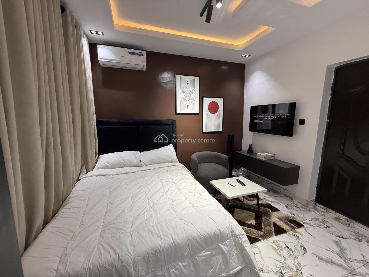 L&l The Crest Lovely Maple Studio Apartment, Aderigbigbe Street, Onike, Yaba, Lagos, Flat / Apartment Short Let