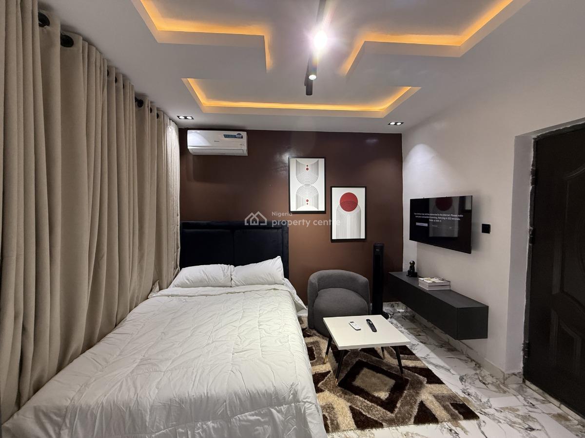 L&l The Crest Lovely Maple Studio Apartment, Aderigbigbe Street, Onike, Yaba, Lagos, Flat / Apartment Short Let