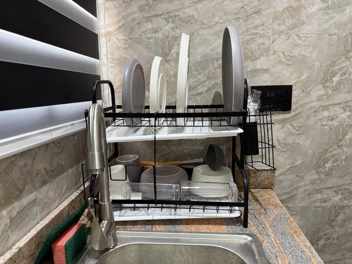 L&l The Crest Lovely Maple Studio Apartment, Aderigbigbe Street, Onike, Yaba, Lagos, Flat / Apartment Short Let