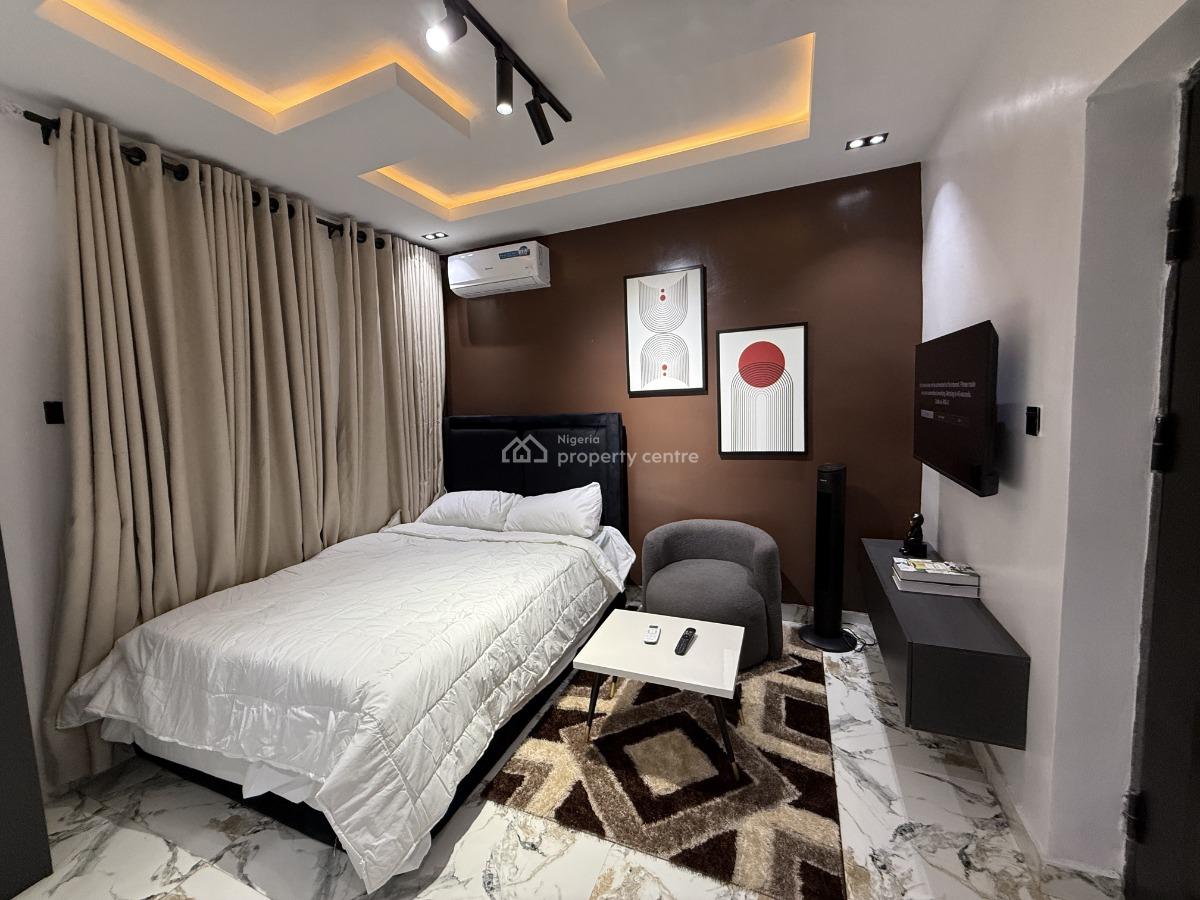 L&l The Crest Lovely Maple Studio Apartment, Aderigbigbe Street, Onike, Yaba, Lagos, Flat / Apartment Short Let