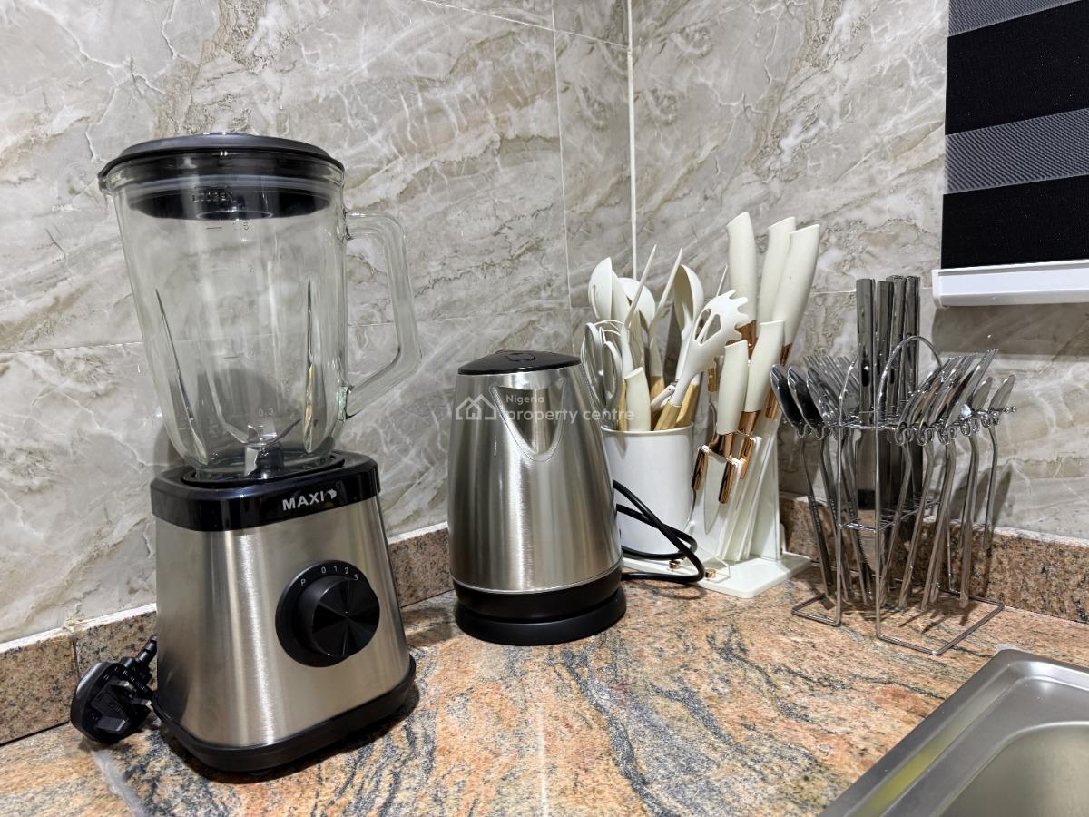 L&l The Crest Lovely Olive One Bedroom Apartment, Aderigbigbe Street, Onike, Yaba, Lagos, Flat / Apartment Short Let