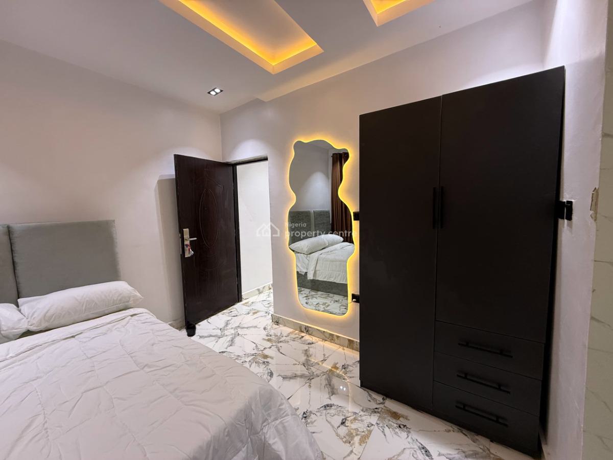 Lovely Cader One Bedroom Apartment, Aderigbigbe Street, Onike, Yaba, Lagos, Flat / Apartment Short Let