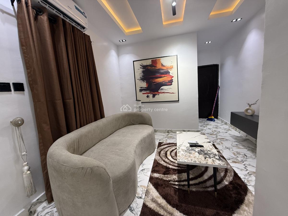 L&l The Crest Lovely Cedar One Bedroom Apartment, Aderigbigbe Street, Onike, Yaba, Lagos, Flat / Apartment Short Let