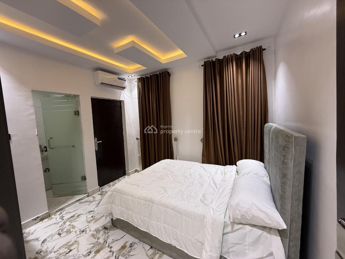 L&l The Crest Lovely Cedar One Bedroom Apartment, Aderigbigbe Street, Onike, Yaba, Lagos, Flat / Apartment Short Let