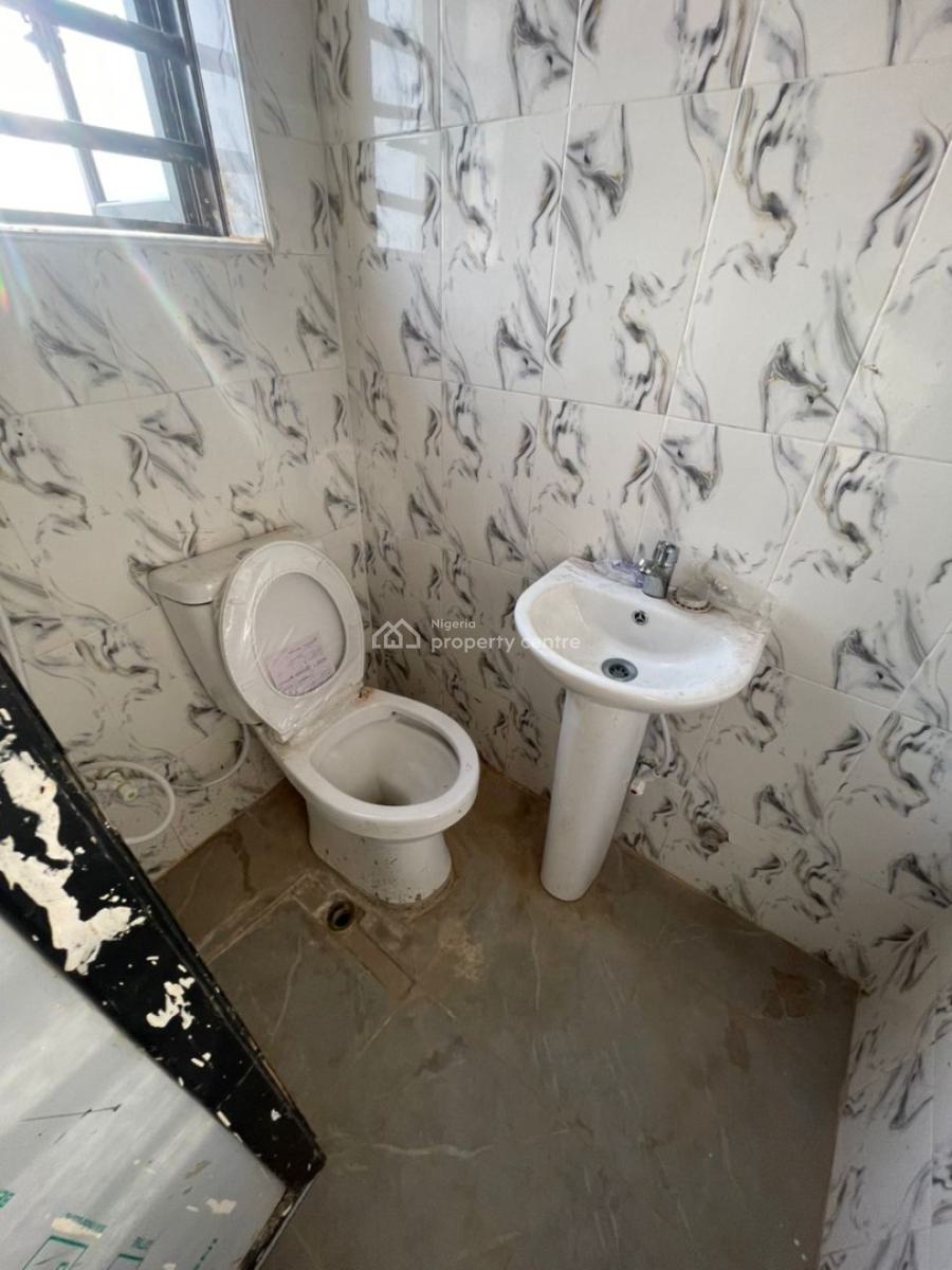 7 Nos of Newly Built Decent Spacious Mini Upflat with 2t1b All Tilled, Kiniunifa Street, Sawmil, Gbagada, Lagos, Mini Flat (room and Parlour) for Rent