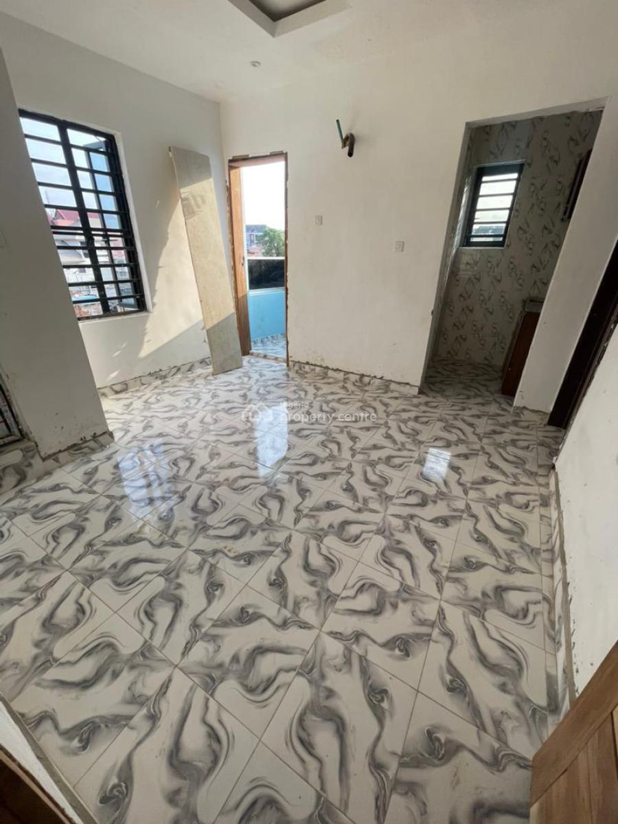 7 Nos of Newly Built Decent Spacious Mini Upflat with 2t1b All Tilled, Kiniunifa Street, Sawmil, Gbagada, Lagos, Mini Flat (room and Parlour) for Rent