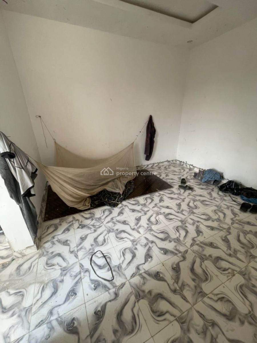 7 Nos of Newly Built Decent Spacious Mini Upflat with 2t1b All Tilled, Kiniunifa Street, Sawmil, Gbagada, Lagos, Mini Flat (room and Parlour) for Rent