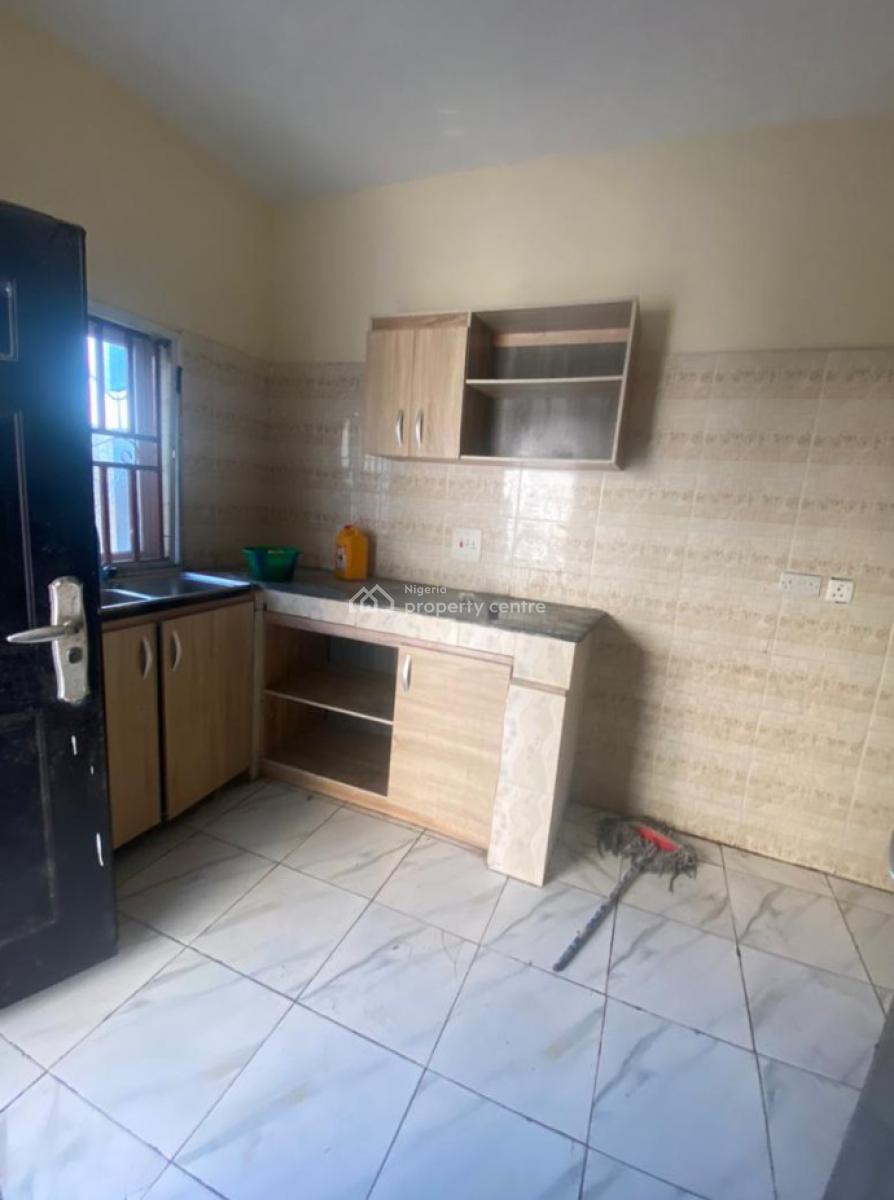Sharp 2 Bedrooms Flat, Aptech, Sangotedo, Ajah, Lagos, House for Rent