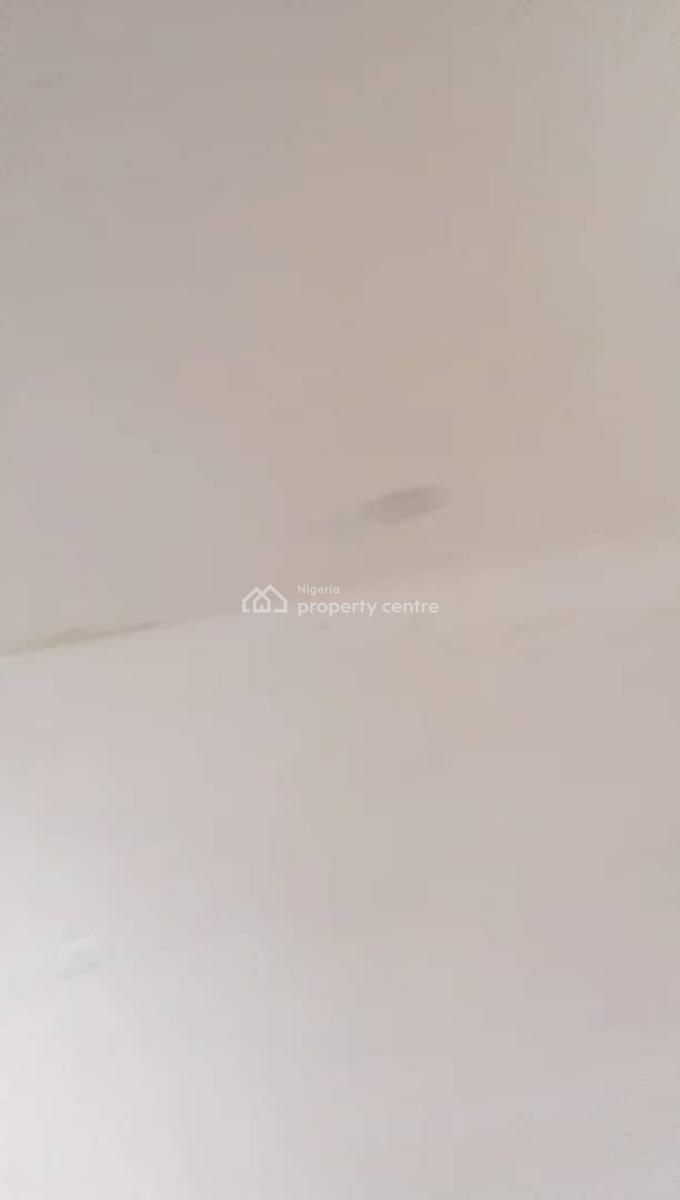 Lovely 3 Bedroom Office Space, Bode Thomas Road, Surulere, Lagos, Office Space for Rent