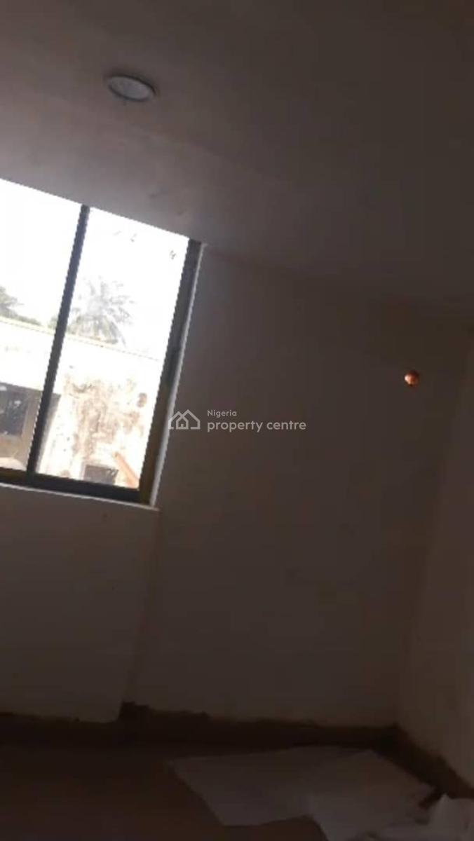 Lovely 3 Bedroom Office Space, Bode Thomas Road, Surulere, Lagos, Office Space for Rent