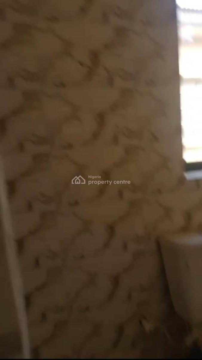 Lovely 3 Bedroom Office Space, Bode Thomas Road, Surulere, Lagos, Office Space for Rent