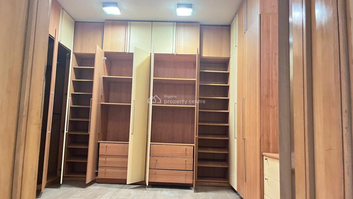 Serviced 3bedroom Terraced with Bq Ikoyi, Macpherson Road, Old Ikoyi, Ikoyi, Lagos, Flat / Apartment for Rent