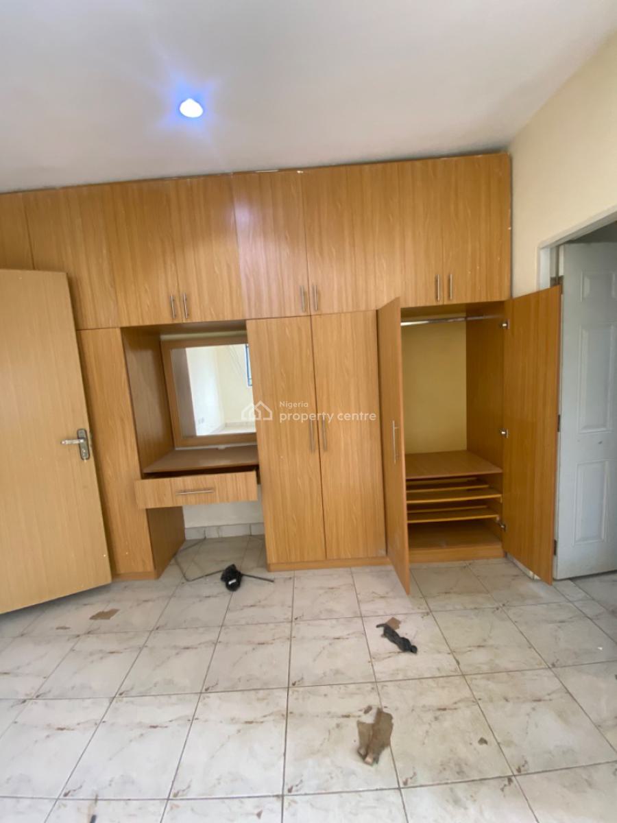 5bedroom Terrace Duplex, Serene, Guzape District, Abuja, Terraced Duplex for Rent