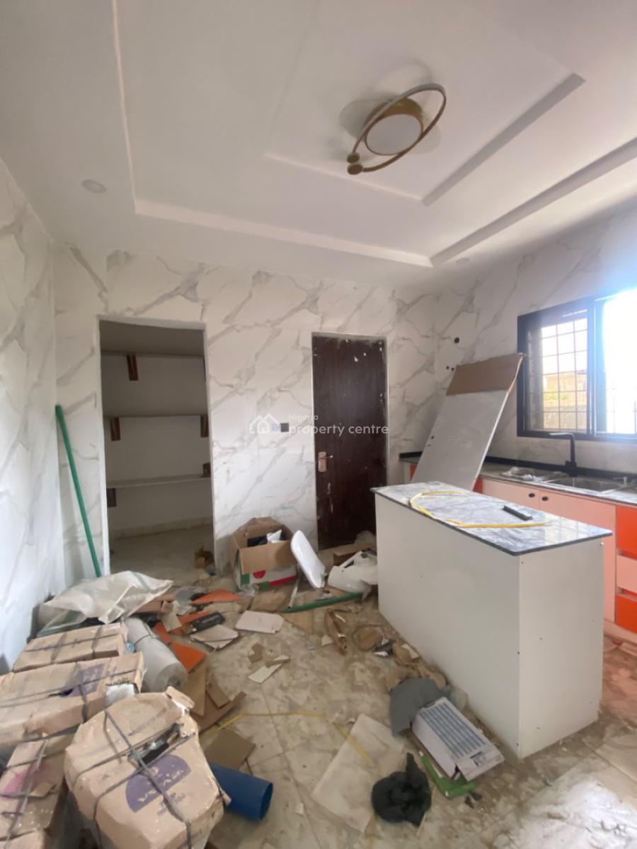 4bedroom Terrace, Serene, Guzape District, Abuja, Terraced Duplex for Sale