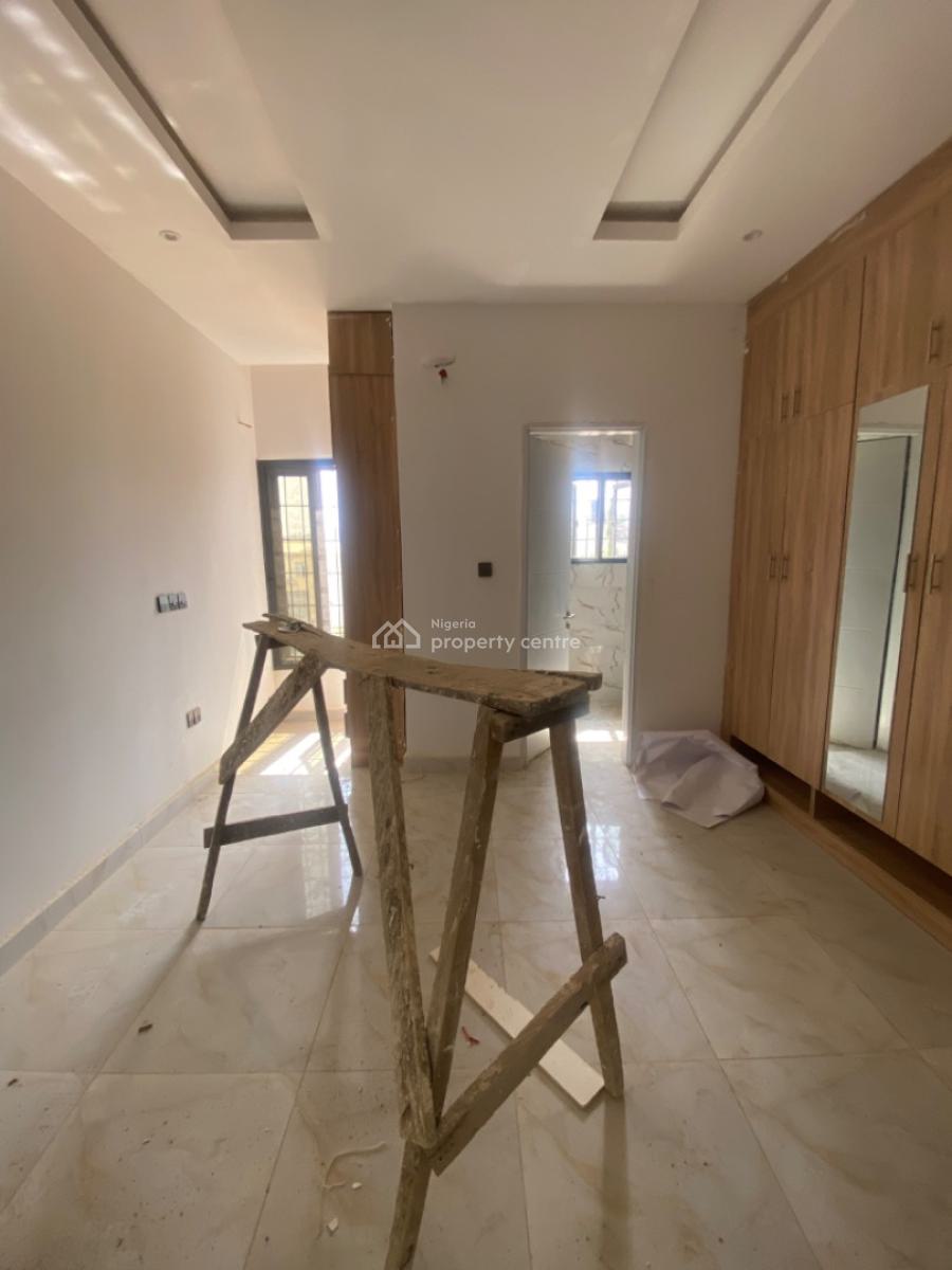 4bedroom Terrace, Serene, Guzape District, Abuja, Terraced Duplex for Sale