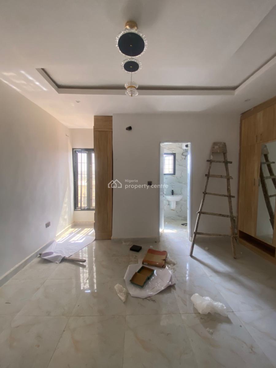 4bedroom Terrace, Serene, Guzape District, Abuja, Terraced Duplex for Sale