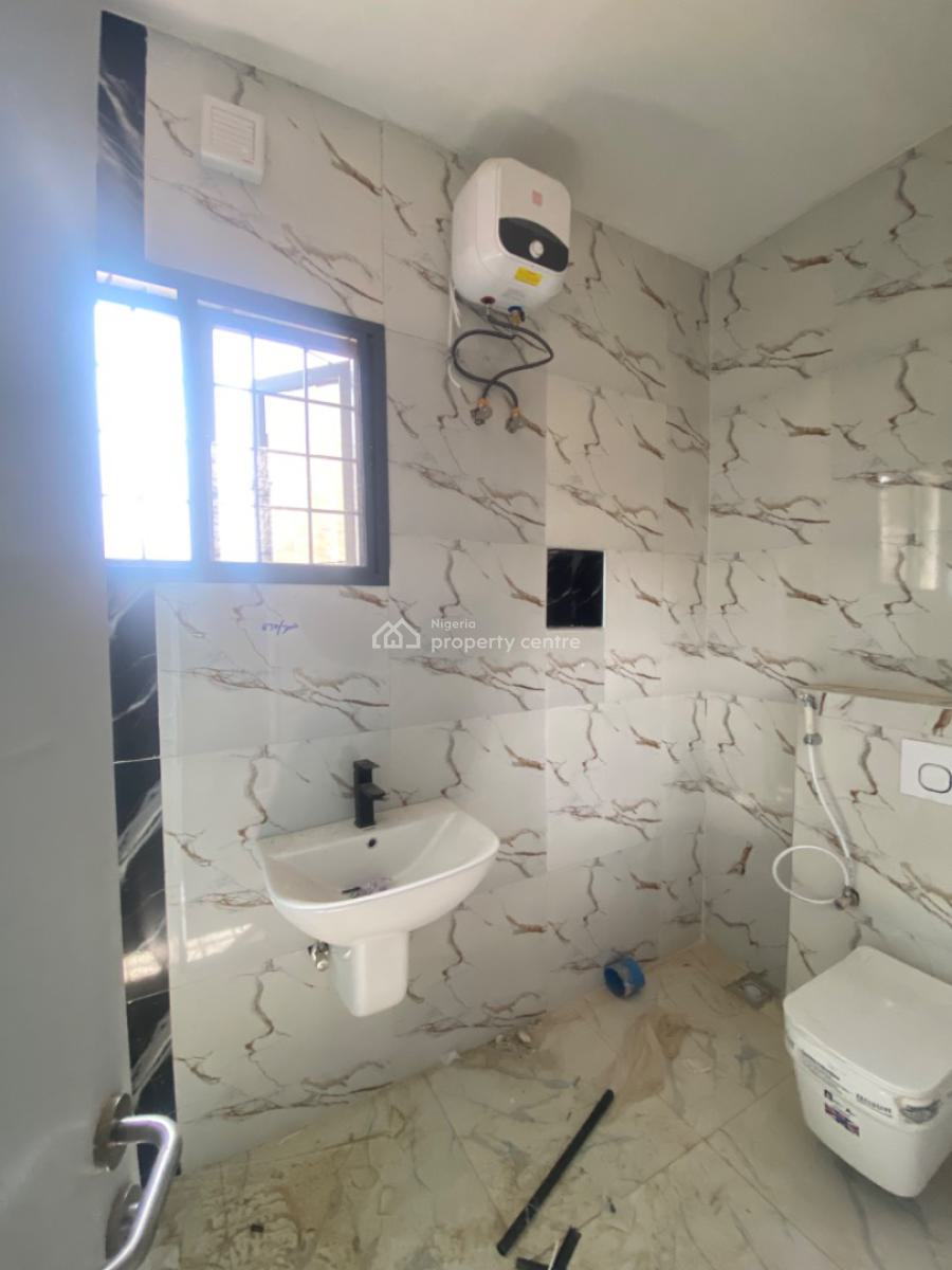 4bedroom Terrace, Serene, Guzape District, Abuja, Terraced Duplex for Sale