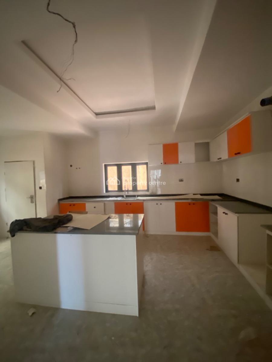 5bedroom Detached, Guzape District, Abuja, Detached Duplex for Sale