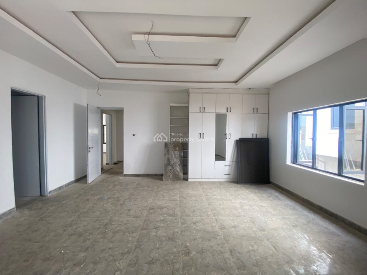 5bedroom Detached, Guzape District, Abuja, Detached Duplex for Sale