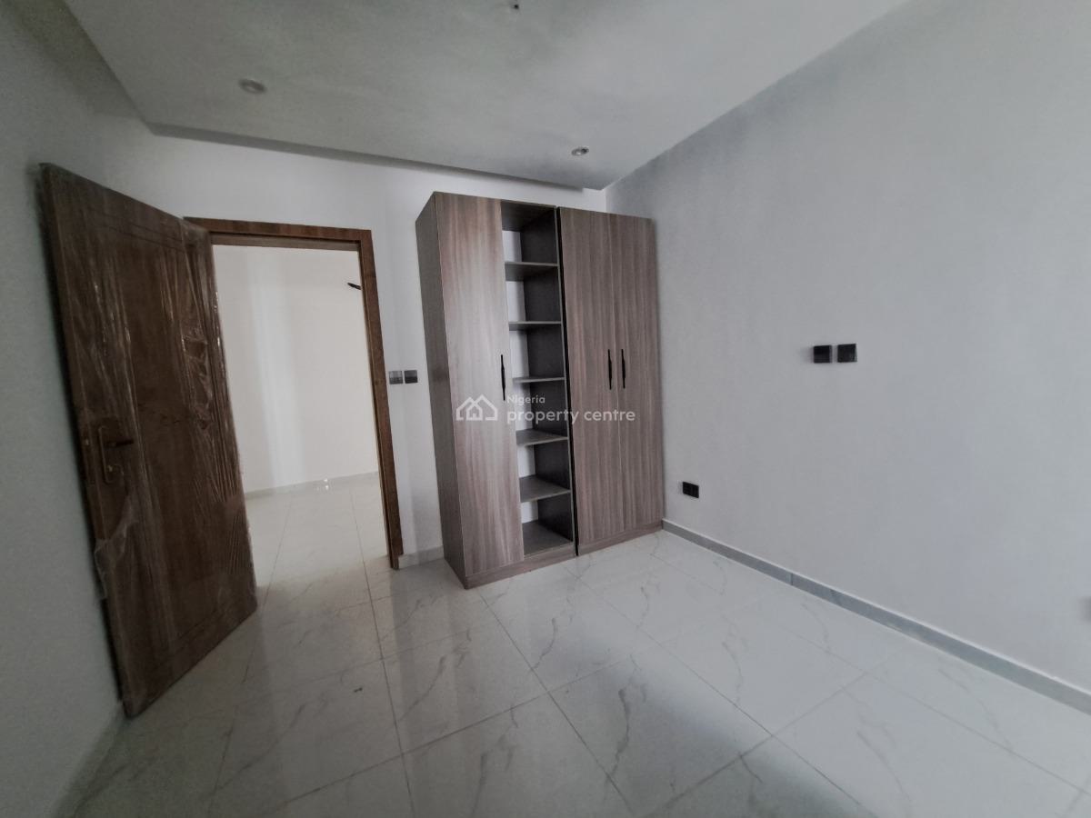 Luxury & Serviced 3 Bedroom Flat with Bq, 24 Hours Power Etc, Ilasan, Lekki, Lagos, Flat / Apartment for Sale