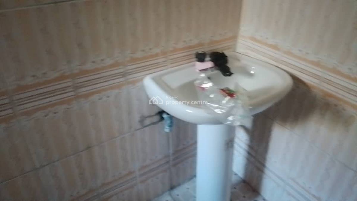 3 Units of Bedroom Newly Renovation Available, Ikorodu, Lagos, House for Rent