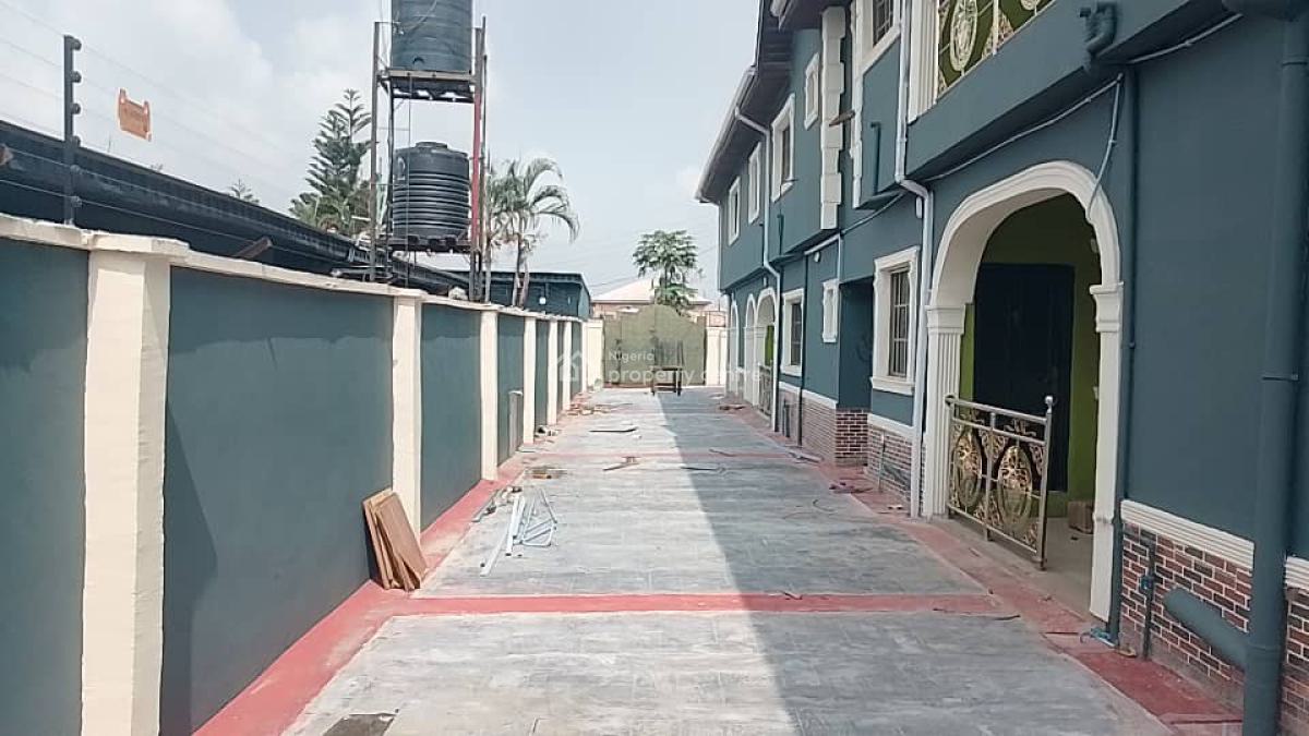 3 Units of 3 Bedrooms Available, Ikorodu, Lagos, Flat / Apartment for Rent