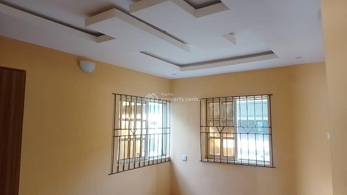 3 Units of 3 Bedrooms Available, Ikorodu, Lagos, Flat / Apartment for Rent