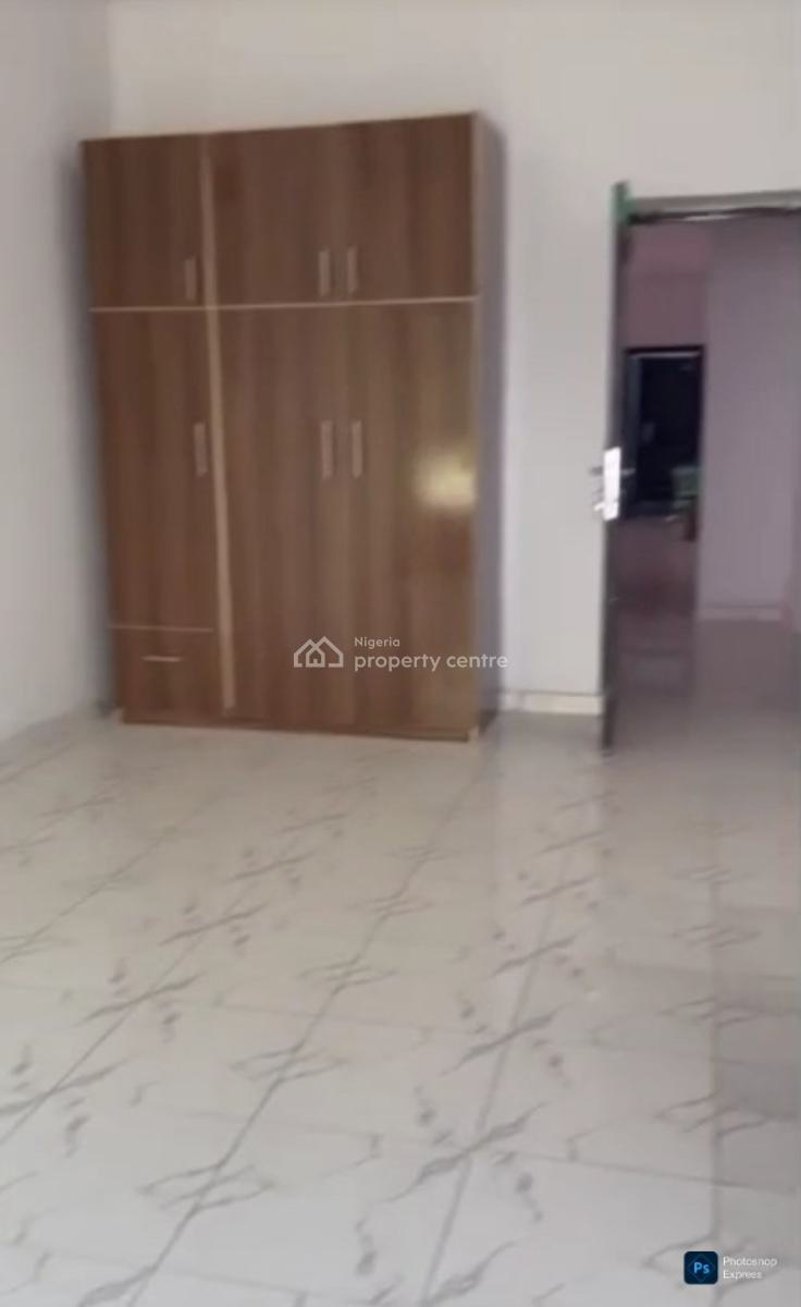 Fully Serviced Clean 3 Bedroom Apartment, Ikate Elegushi, Lekki, Lagos, Flat / Apartment for Rent