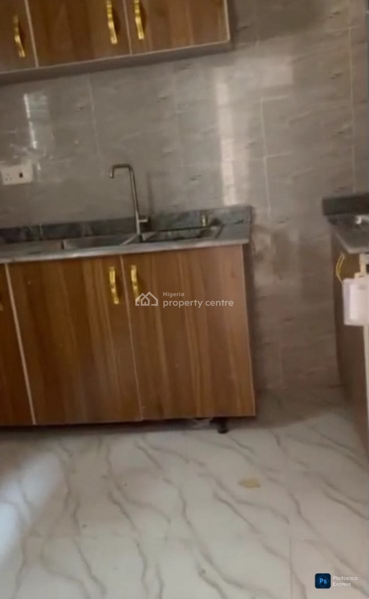 Fully Serviced Clean 3 Bedroom Apartment, Ikate Elegushi, Lekki, Lagos, Flat / Apartment for Rent