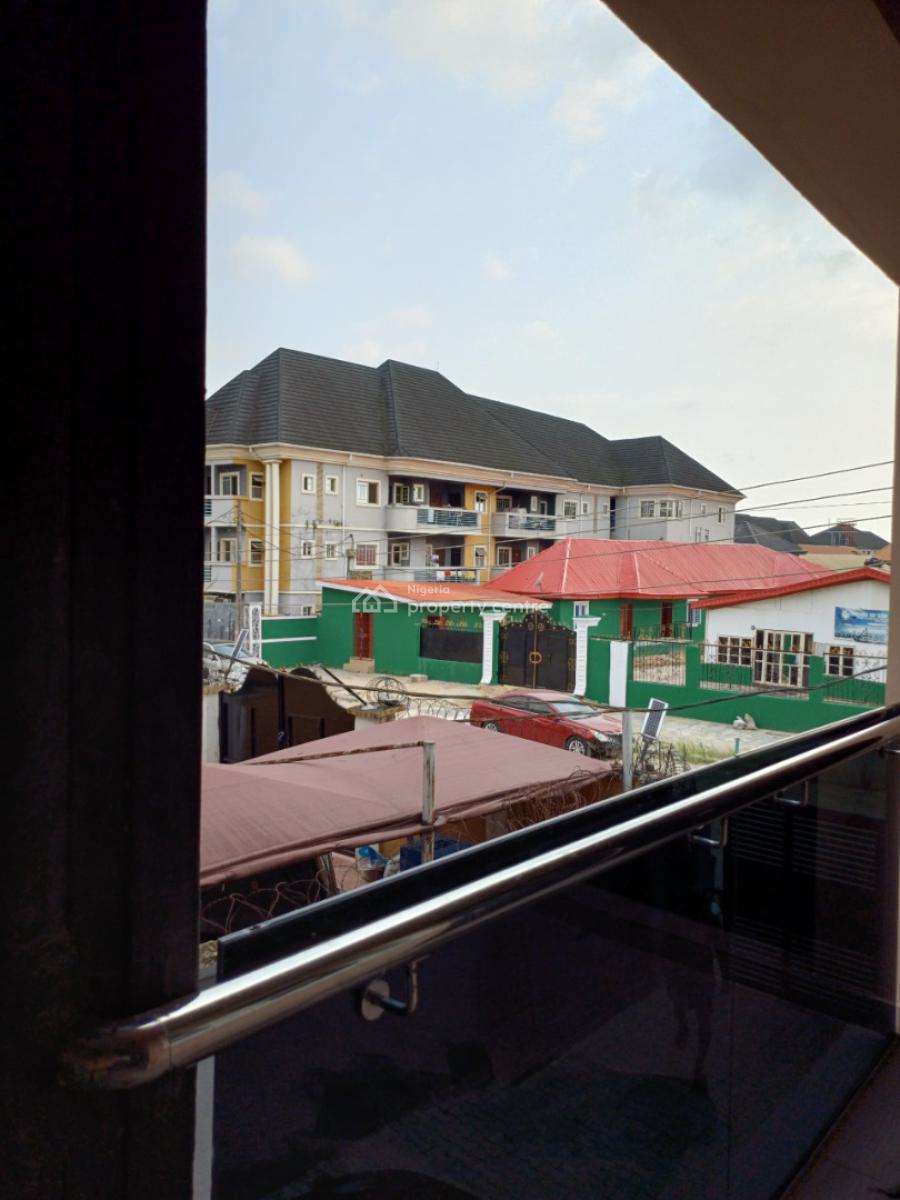 Luxury 2 Bedroom Apartment, 118 Dele Orisabiyi Street, Ago Palace, Isolo, Lagos, Flat / Apartment Short Let