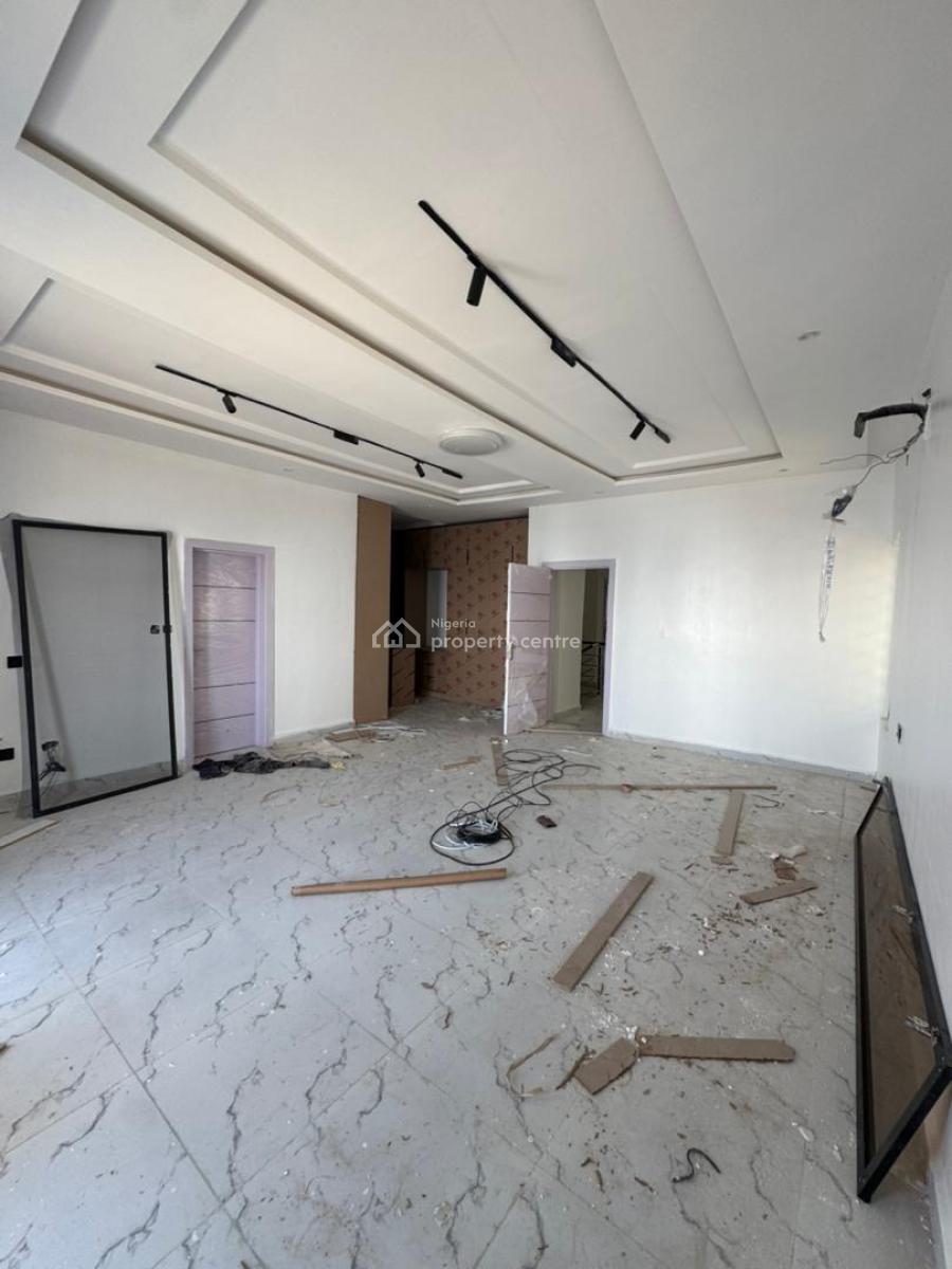 Very Spacious 4bedroom Semi-detached with Spacious En-suite Rooms, Very Spacious 4bedroom Semi-detached with Spacious En-suite Ms, Vgc, Lekki, Lagos, Semi-detached Duplex for Sale