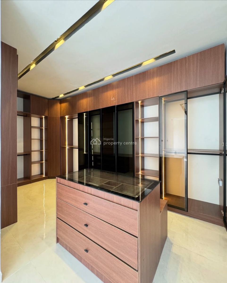 Magnificent 5 Bedrooms with a Private Cinema & Pool & Gym, Ikota, Lekki, Lagos, House for Sale