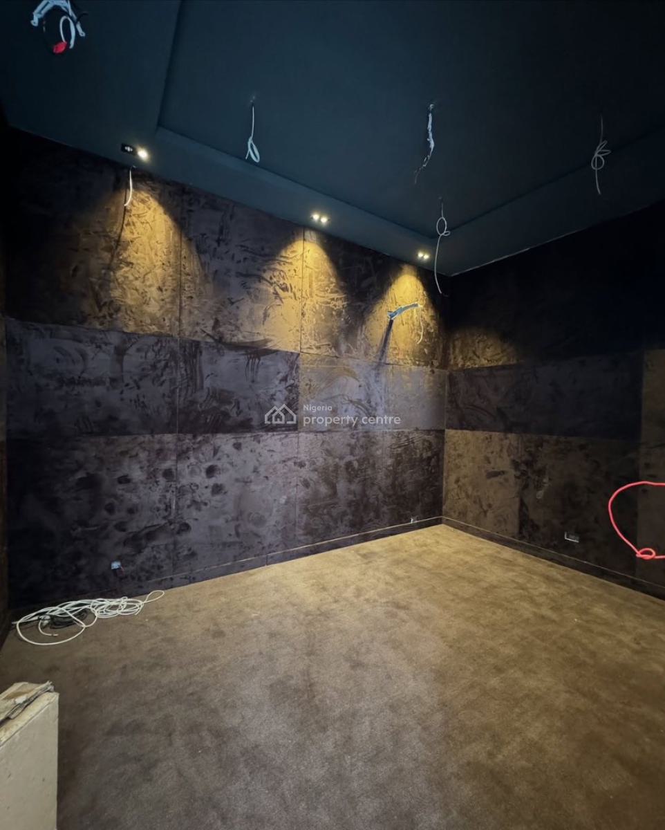 Magnificent 5 Bedrooms with a Private Cinema & Pool & Gym, Ikota, Lekki, Lagos, House for Sale