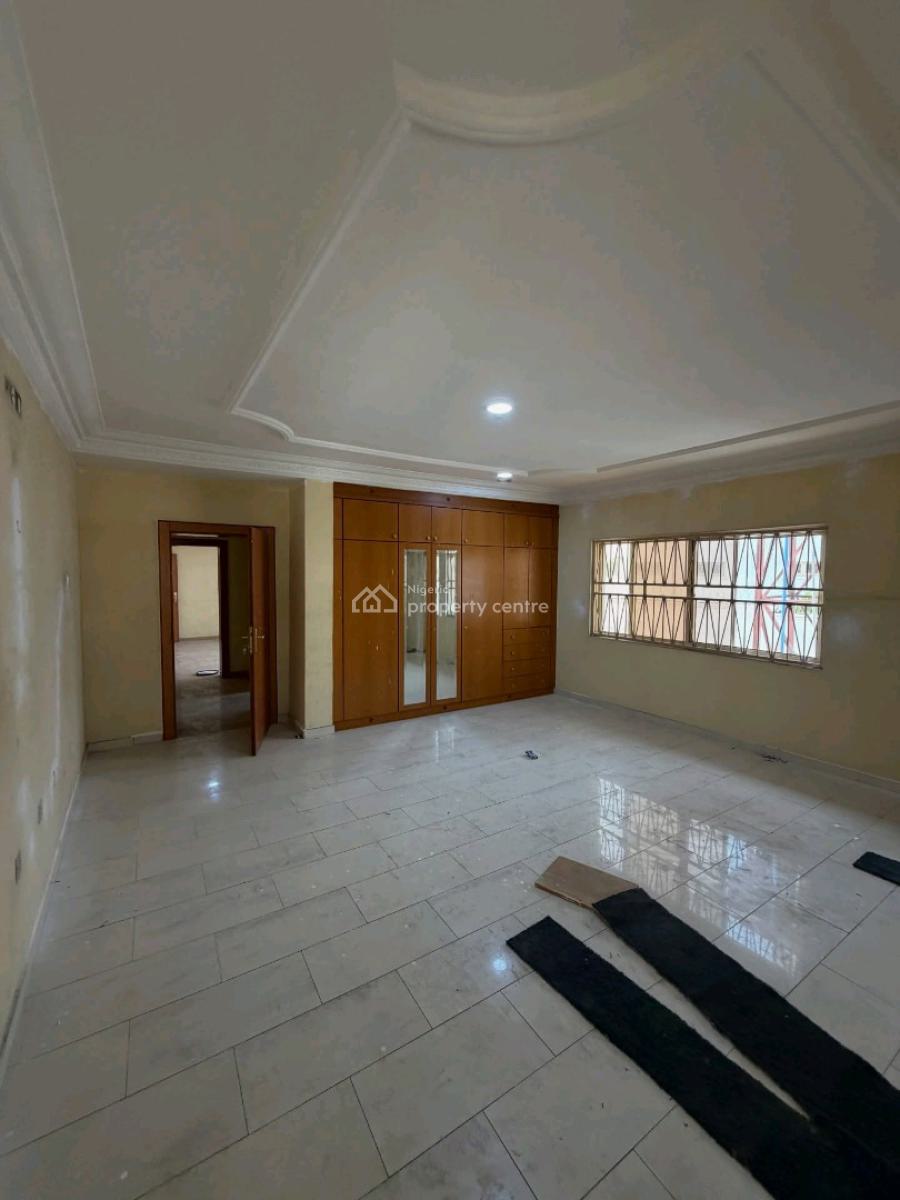 Experience a Refined Living in This Beautifully Renovated 6-bedroom F, Maitama District, Abuja, House for Sale
