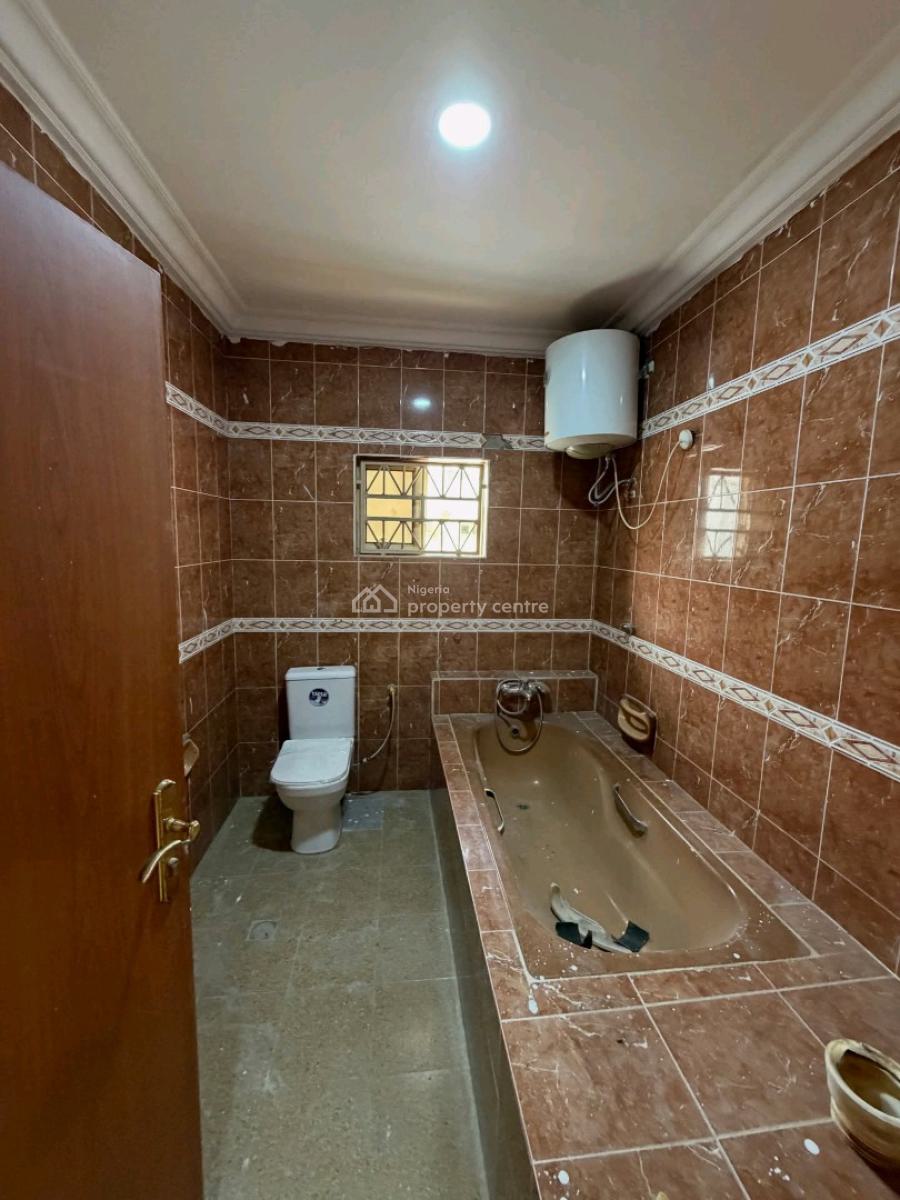 Experience a Refined Living in This Beautifully Renovated 6-bedroom F, Maitama District, Abuja, House for Sale